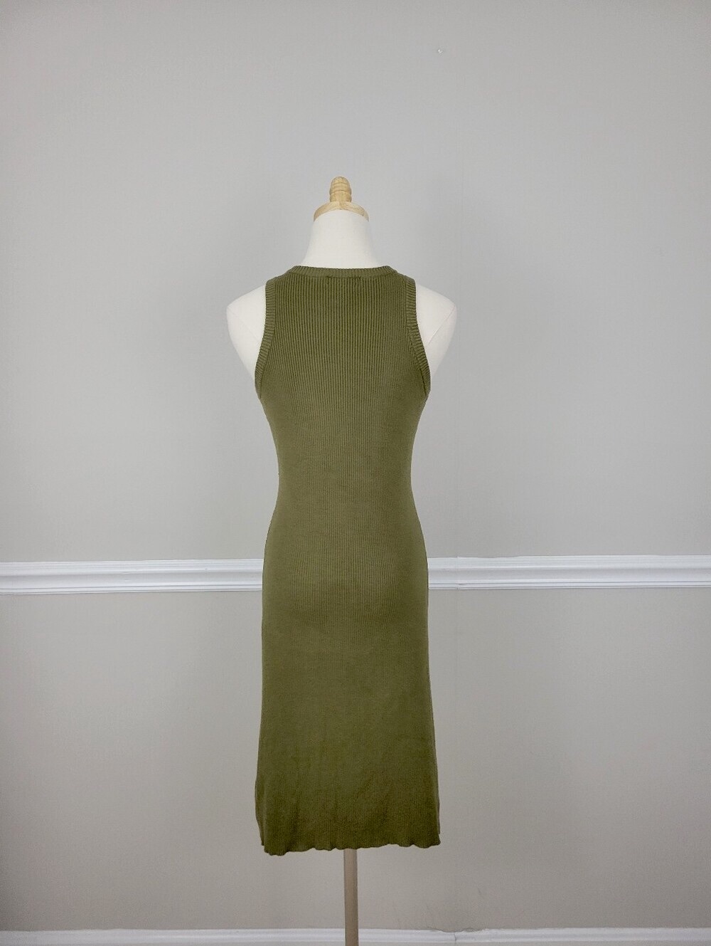 Rachel Zoe Olive Ribbed Tank Midi Fit Dress - Picture 3 of 6